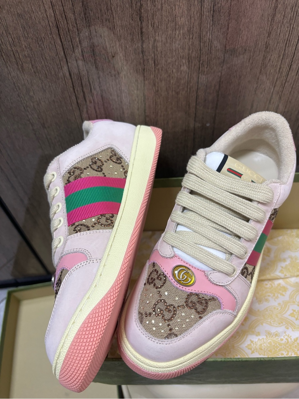 Women's Beige and Pink Low-Top GG
Canvas Sneakers